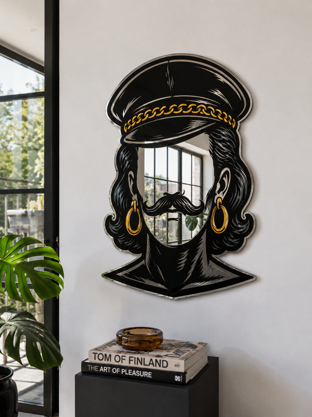 THE COMMANDER Mirror