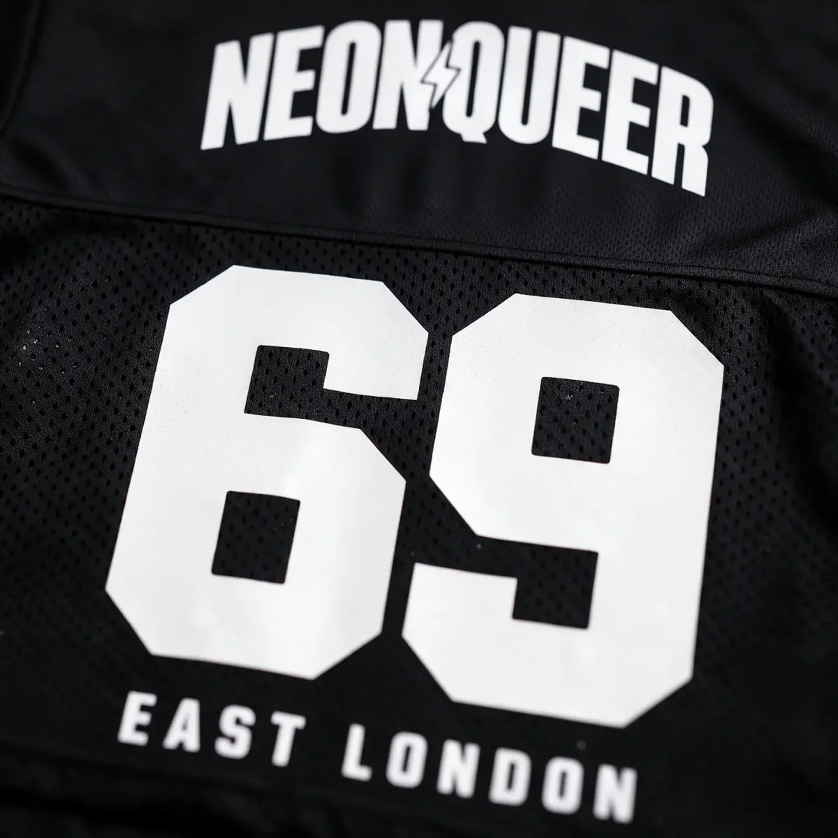 69’er | Oversized Mesh V-Neck Soccer Jersey