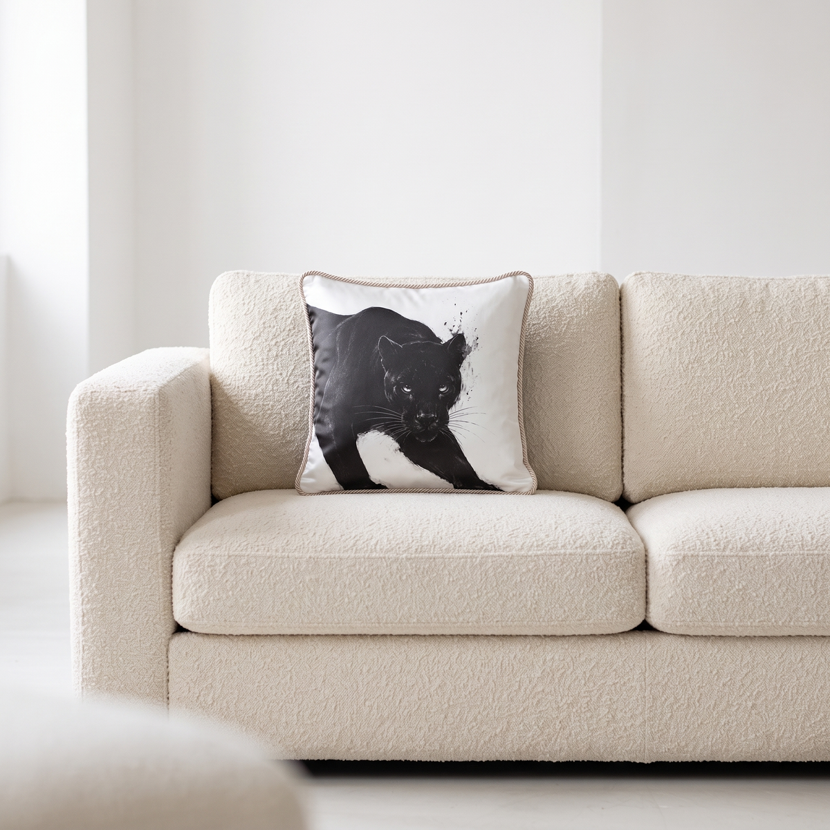 Black Panther (Head) | Silk Cushion