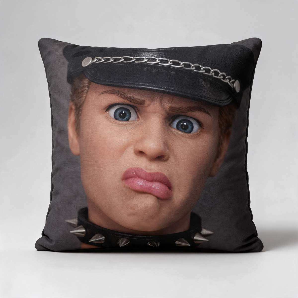 Kenny: Warm Leatherette | Cushion